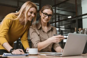 Comment améliorer sa présence sur internet en Normandie