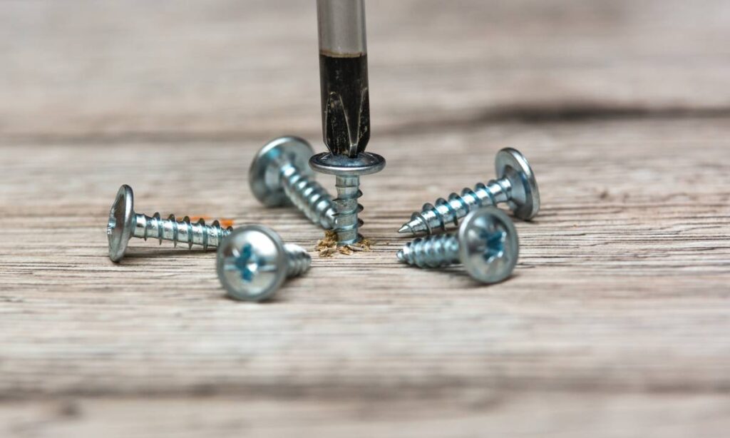 vis autoforeuse assemblage métal